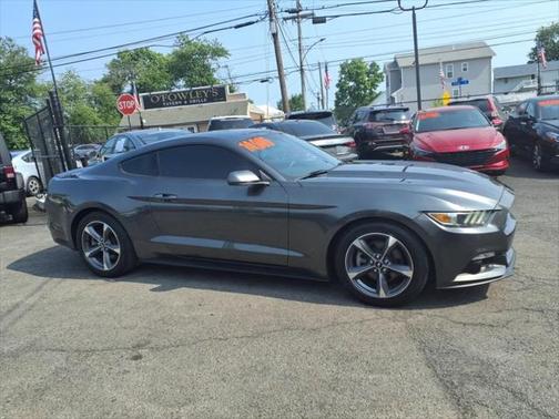 2015 Ford Mustang V6