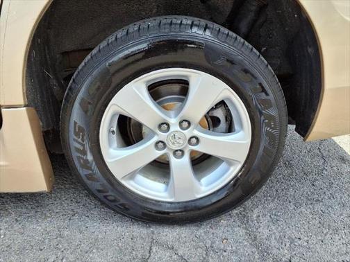 2012 Toyota Sienna LE