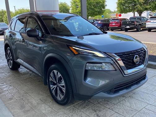 Gun Metallic 2021 Nissan Rogue SV