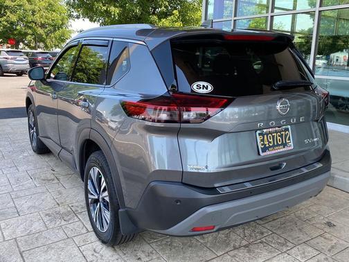 Gun Metallic 2021 Nissan Rogue SV
