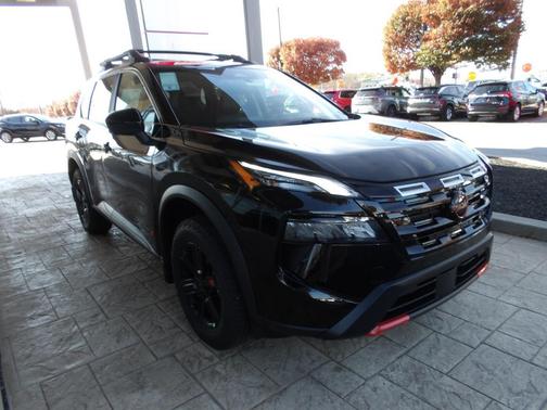 Super Black 2026 Nissan Rogue Rock Creek