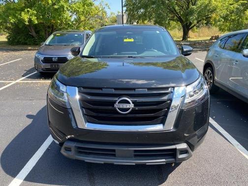 2022 Nissan Pathfinder SV 4WD