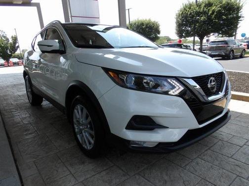 2020 Nissan Rogue Sport SV