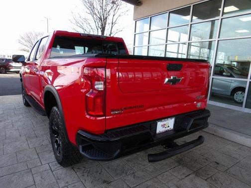 2023 Chevrolet Silverado 1500 ZR2
