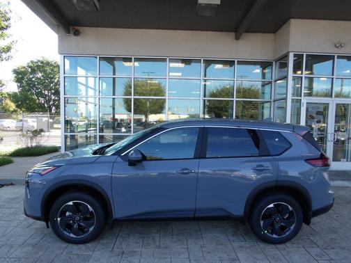 Boulder Gray Pearl 2026 Nissan Rogue SV