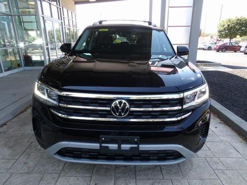 2022 Volkswagen Atlas 3.6L SE w/Technology