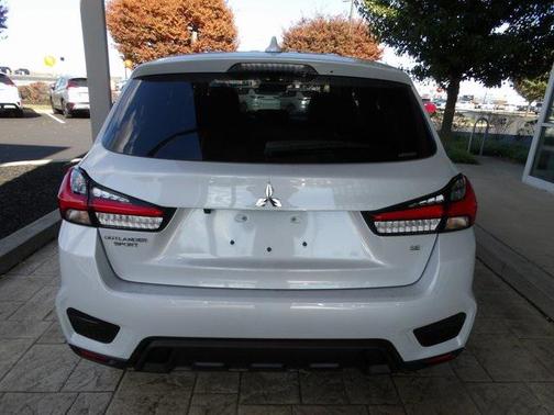 2025 Mitsubishi Outlander Sport SE