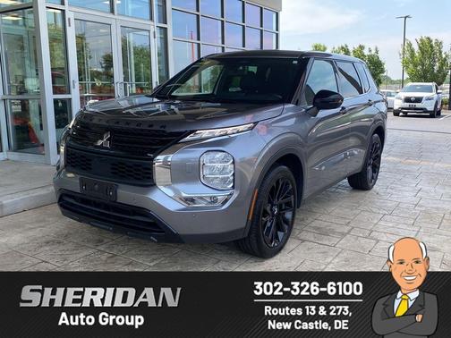Mercury Gray Metallic 2023 Mitsubishi Outlander SE S-AWC