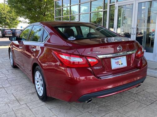 Cayenne Red 2017 Nissan Altima 2.5 S