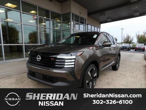 2025 Nissan Kicks SR