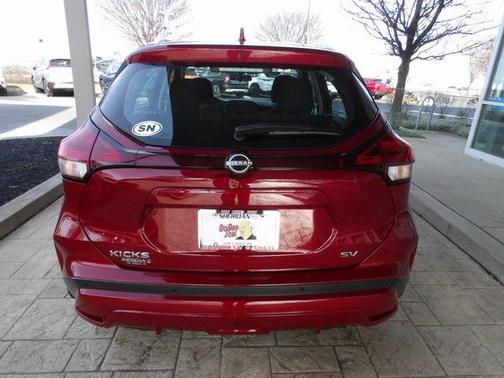2023 Nissan Kicks SV