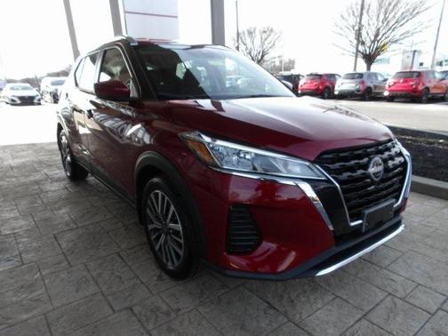 2023 Nissan Kicks SV