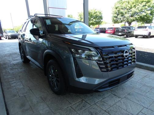 Gun Metallic 2026 Nissan Pathfinder SV