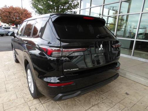 2025 Mitsubishi Outlander ES 2.5 S-AWC