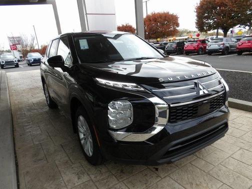 2025 Mitsubishi Outlander ES 2.5 S-AWC