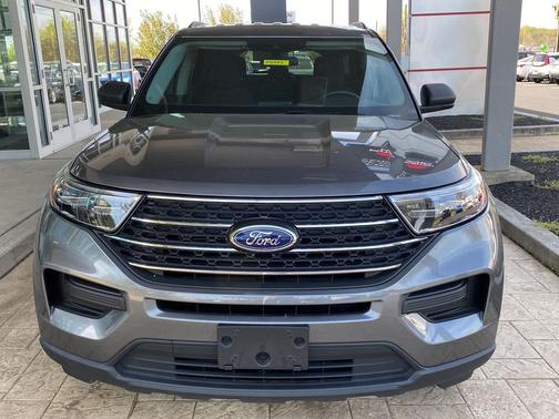 Carbonized Gray Metallic 2023 Ford Explorer XLT