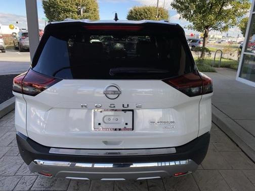 2022 Nissan Rogue Platinum