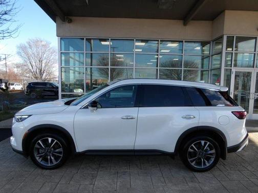 2025 INFINITI QX60 Luxe