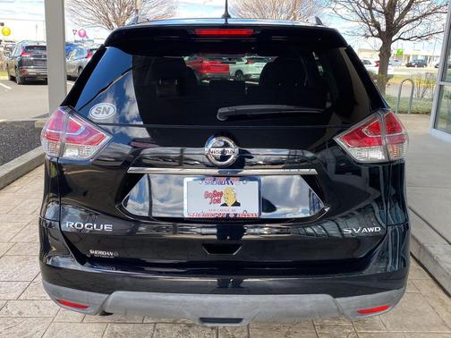 2016 Nissan Rogue SV