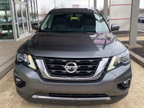 2019 Nissan Pathfinder SL