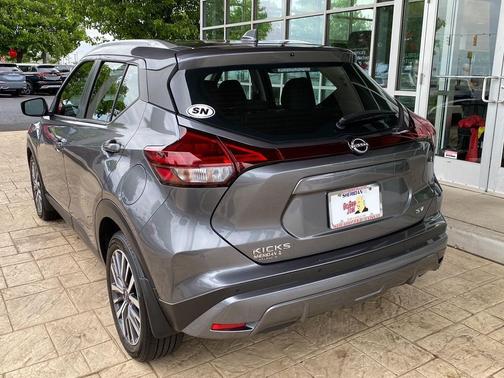 Gun Metallic 2023 Nissan Kicks SV