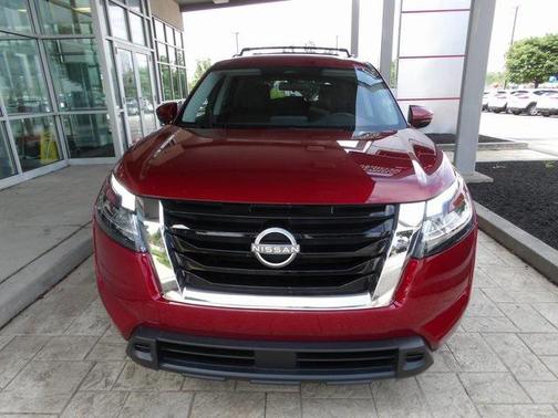 2022 Nissan Pathfinder SV 4WD