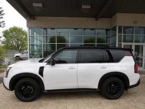 2025 Nissan Armada PRO-4X 4WD