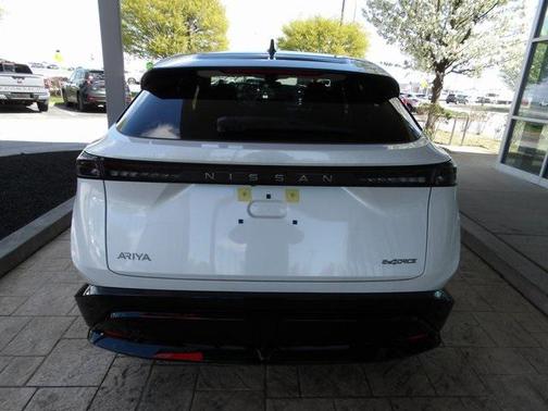 2025 Nissan ARIYA ENGAGE