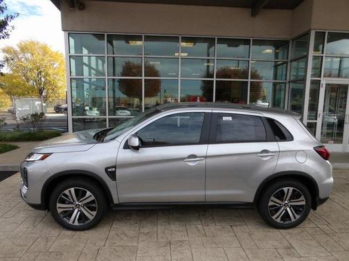 2025 Mitsubishi Outlander Sport SE