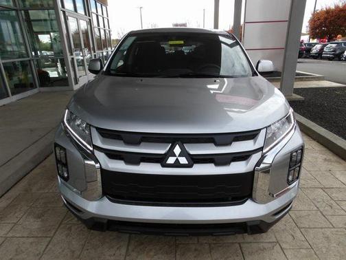 2025 Mitsubishi Outlander Sport SE