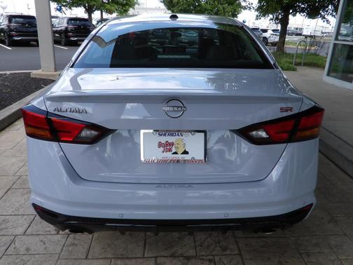 Gray Sky Pearl 2026 Nissan Altima SR FWD