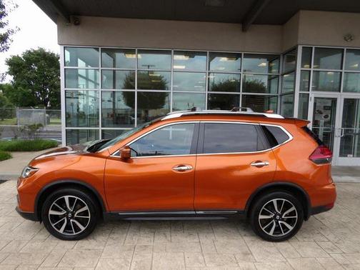 2017 Nissan Rogue SL
