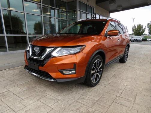 2017 Nissan Rogue SL