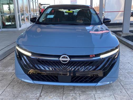 Atlantic Gray Metallic/Super Black 2026 Nissan Sentra SR