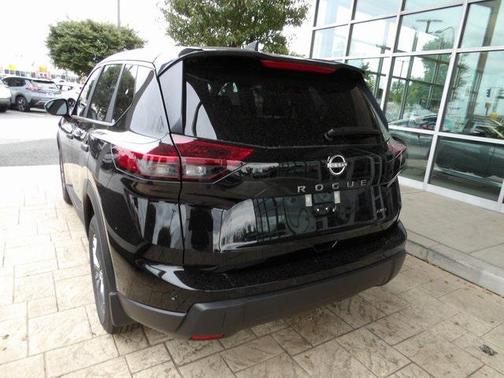 2025 Nissan Rogue S