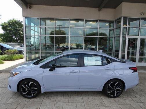 2025 Nissan Versa 1.6 S