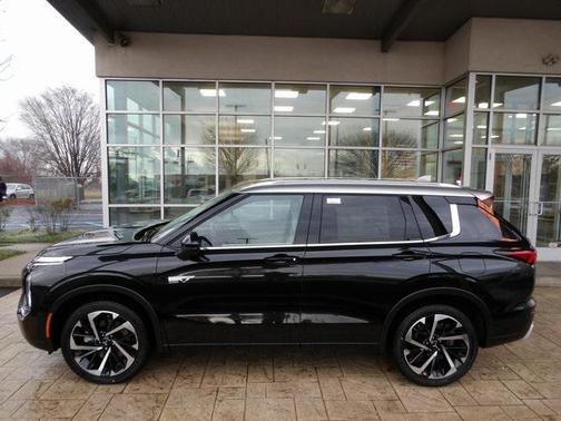 2025 Mitsubishi Outlander PHEV SEL