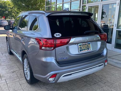 Ruby Black Pearl 2022 Mitsubishi Outlander PHEV SEL