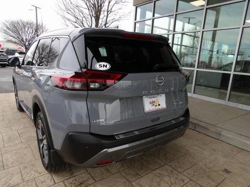 2023 Nissan Rogue SL