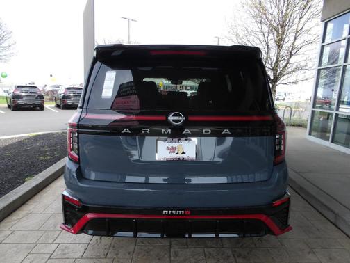 NISMO Stealth Gray/Super Black 2026 Nissan Armada NISMO