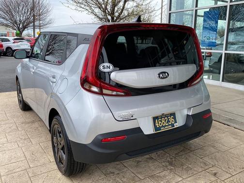 Sparkling Silver 2021 Kia Soul LX