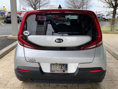 Sparkling Silver 2021 Kia Soul LX
