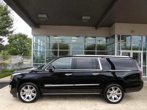 2018 Cadillac Escalade ESV Premium Luxury