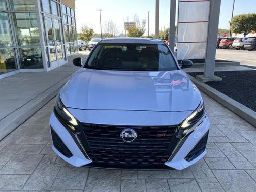 Gray Sky Pearl 2023 Nissan Altima SR FWD