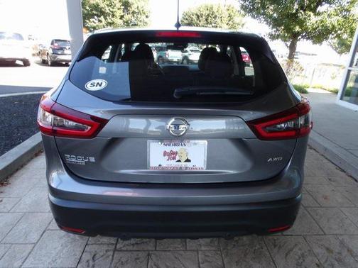 2022 Nissan Rogue Sport S