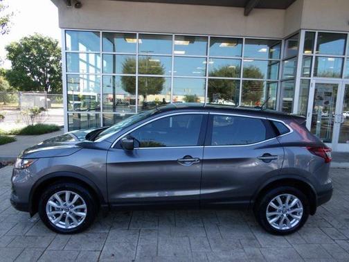 2022 Nissan Rogue Sport S