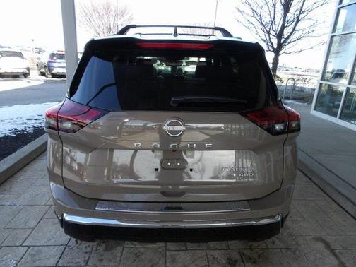 2025 Nissan Rogue Platinum