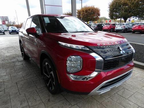 2025 Mitsubishi Outlander PHEV SE S-AWC