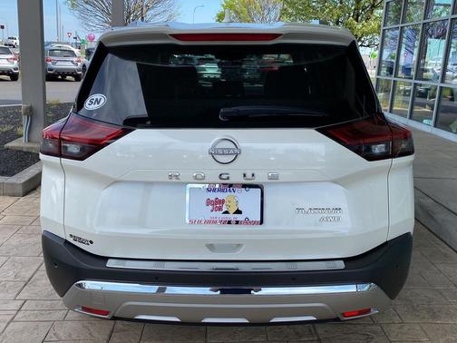 2023 Nissan Rogue Platinum
