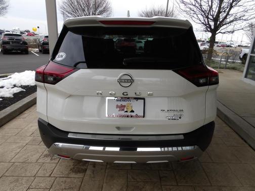 2023 Nissan Rogue Platinum